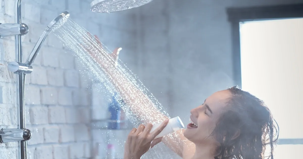 Richtig lüften im Badezimmer im Herbst: Schimmel vermeiden