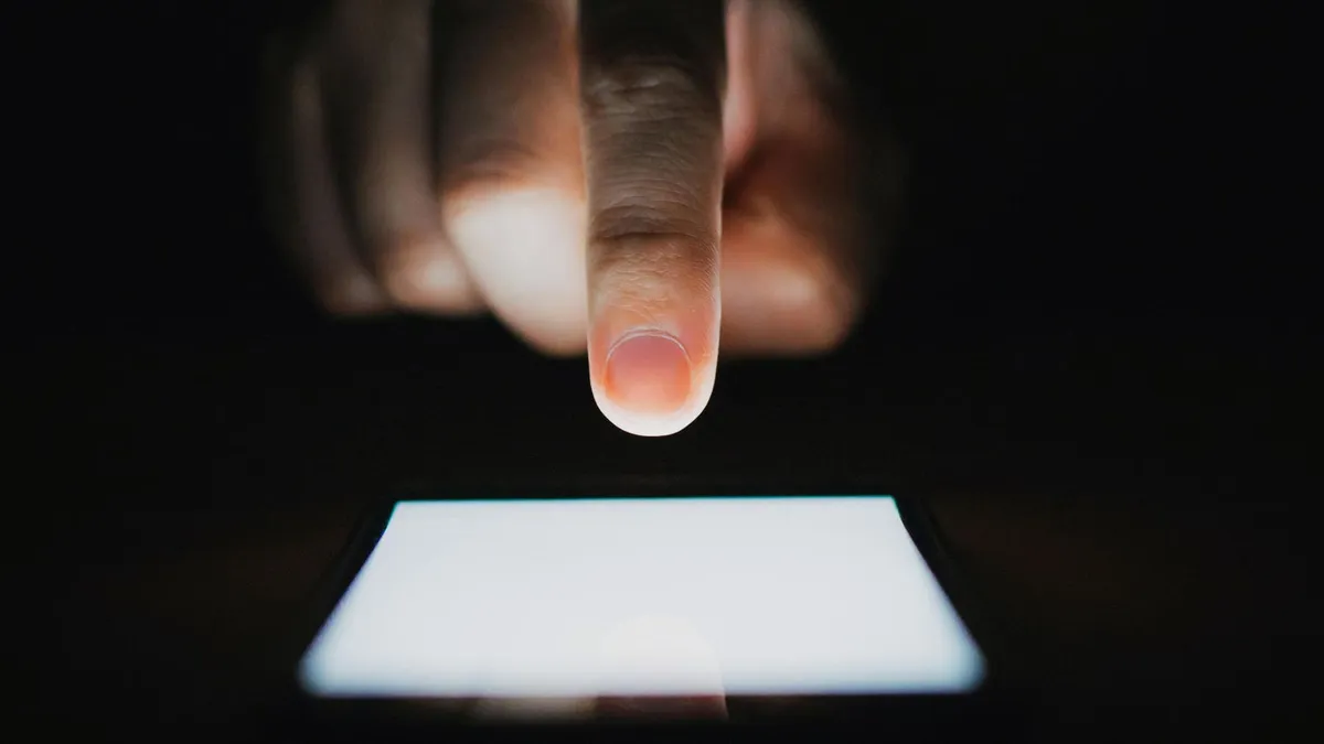 Google gibt Ihre Textnachrichten jetzt an den Arbeitgeber weiter